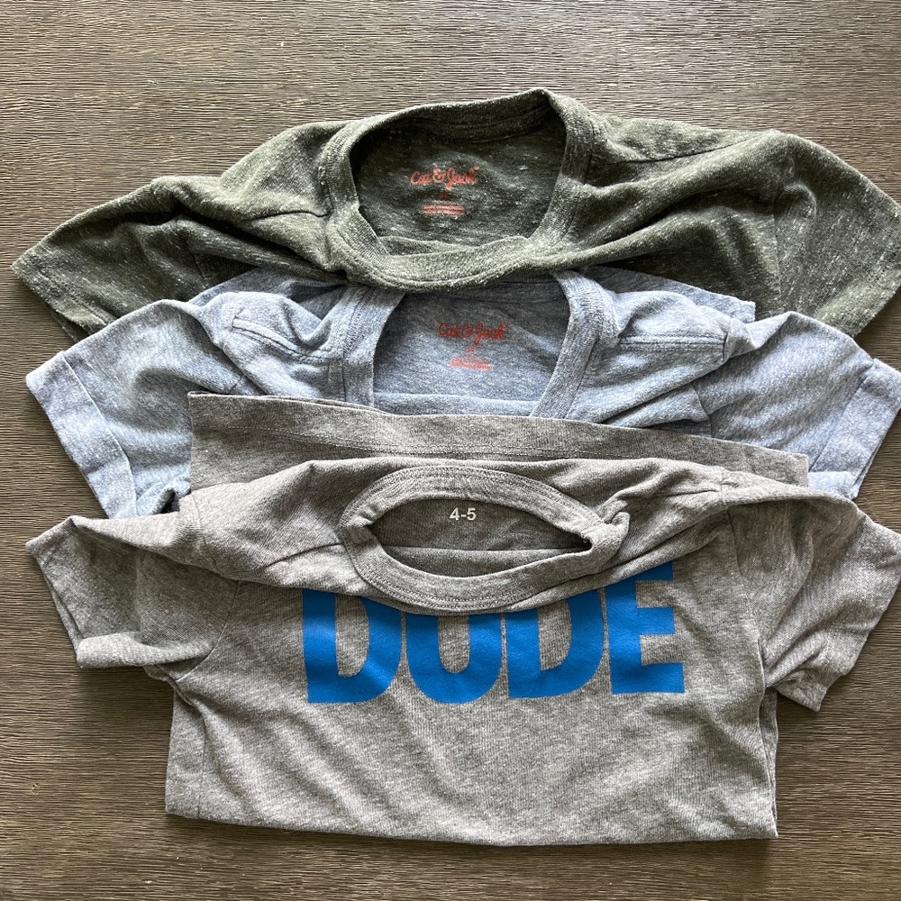 3 short sleeve T shirts